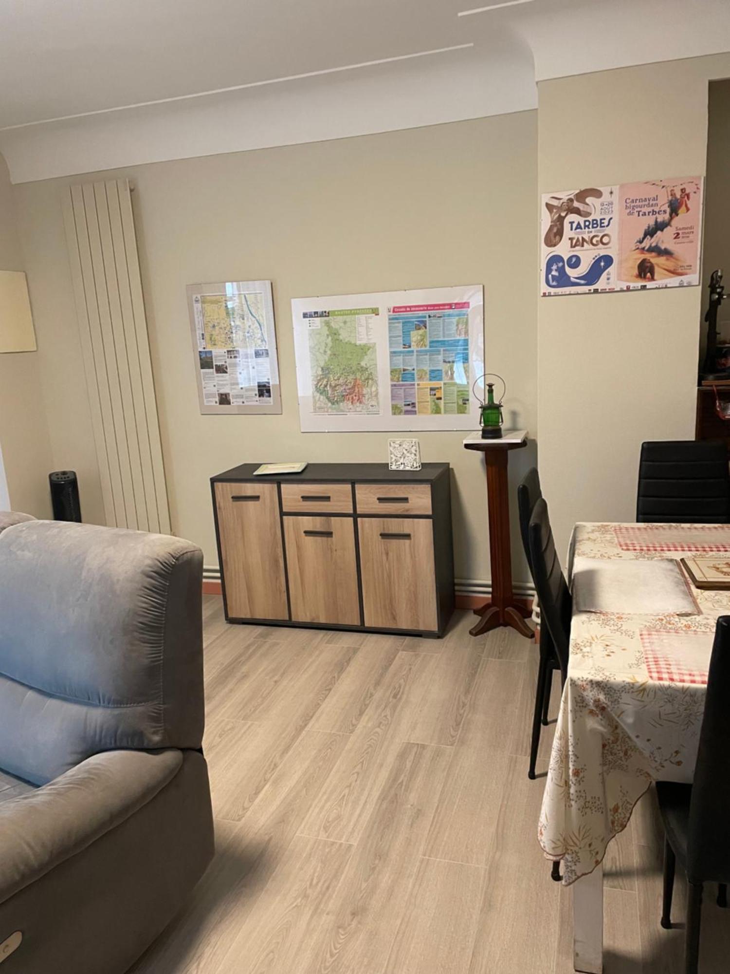 Chez Line Et Francis Apartment *